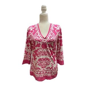 Pink and White V-Neck Patterned Top